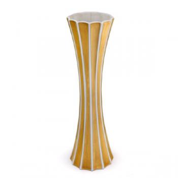 Vase ausgehhlt groen goldenen Streifen
