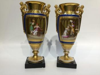 Paar Porzellanvasen - weißes Porzellan - Sévres - 1820